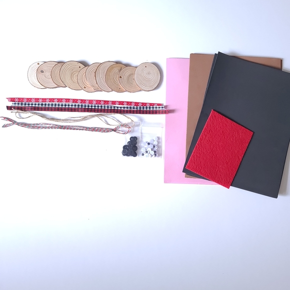 Rustic Wood Slices For DIY Holiday Ornaments - Picture 6 of 6